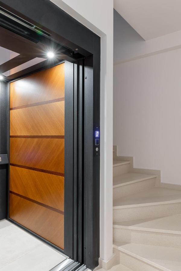 Petrou Suites Ioannina Exterior photo
