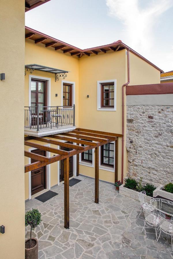 Petrou Suites Ioannina Exterior photo